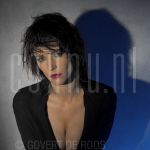 07-02-2005 Alwien Tulner at studio Amsterdam 
by order of Pourvous

[keywords]Actrice, Posed, Half Length, Eyecontact[/keywords]